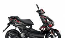Stage6 -tarrasarja, Yamaha Aerox 13-, Graffiti, punainen