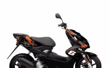 Stage6 -tarrasarja, Yamaha Aerox -12, Graffiti, oranssi/musta